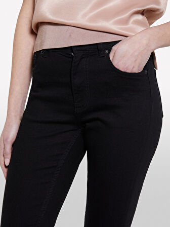 Streç Pamuklu Taş Yıkama Yüksel Bel Slim Fit Pantolon Kadın Siyah Denim Pantolon - 325P47KZLE044