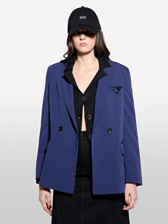 Streç Viskozlu Düğme Detaylı Regular Fit Blazer Ceket Kadın LACİVERT Ceket - 325P2KVXLW02R