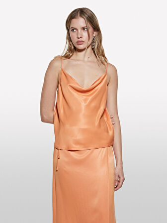 %100 Viskoz Saten Degaje Yaka Askılı Üst Kadın Turuncu Bluz - 325P52BZLH01N