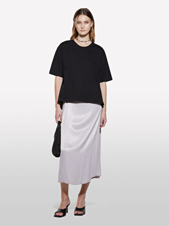 %100 Pamuk Arkası Bağcıklı Bisiklet Yaka Regular Fit T-Shirt Kadın Siyah T-Shirt - 325P3F1QL107K