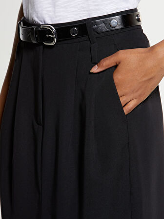 Viskoz Karışımlı Pileli Streç Pantolon Kadın Siyah Pantolon - 325A4KVXL002W