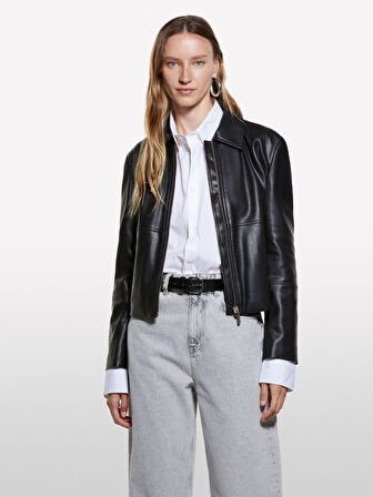 Viskoz Karışımlı Deri Görünümlü Fermuarlı Regular Fit Ceket Kadın Siyah Ceket - 325A20BZLN05T