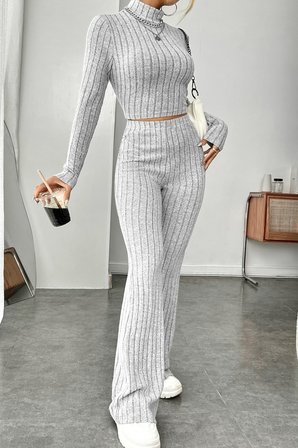 Modi Green Kadın Gri Çizgili Boğazlı Crop Top ve Yüksek Bel Pantolon Takım