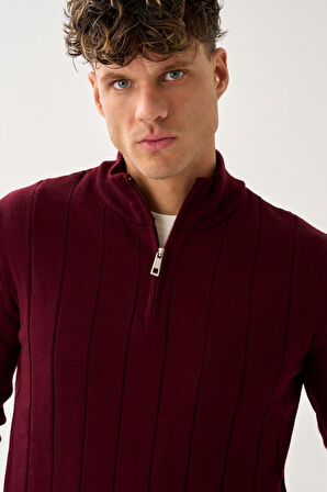 Dikey Dokuma Desenli Fermuarlı Triko Kazak