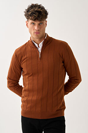 Dikey Dokuma Desenli Fermuarlı Triko Kazak