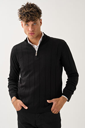 Dikey Dokuma Desenli Fermuarlı Triko Kazak