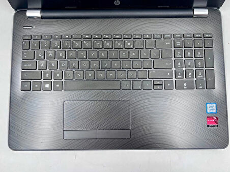 HP 15-BS102NT 2PM28EA i5-8250U 12 GB 240 GB SSD 15.6" Free Dos Dizüstü Bilgisayar (Yenilenmiş)