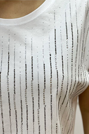 Bol Kesim Bisiklet Yaka Büyük Beden Crystal Taşlı Kadın T-shirt