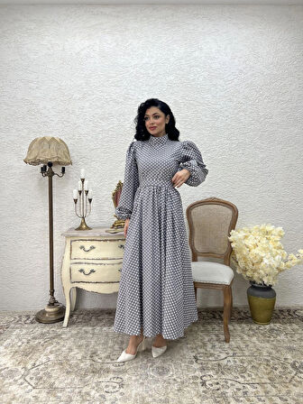 Tesettür Gri Puantiyeli Uzun Kloş Elbise