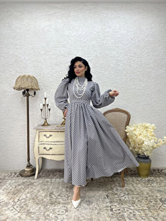 Tesettür Gri Puantiyeli Uzun Kloş Elbise