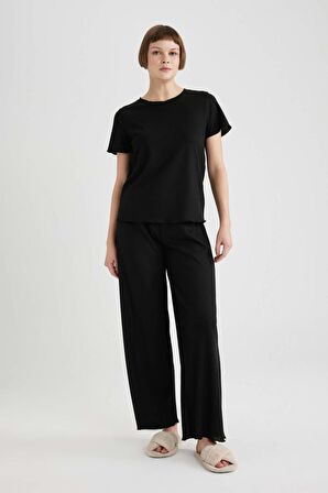 DeFacto Regular Fit Bisiklet Yaka Casual Kısa Kollu Pijama Üstü-Fall in Love B6701AX24SPBK81