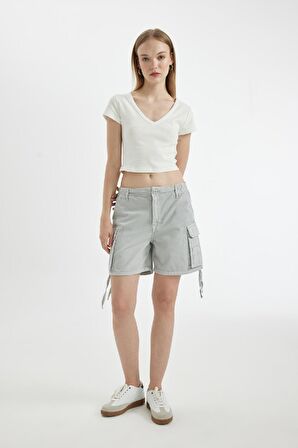 DeFacto Coool Regular Fit Normal Bel Kısa Paça Gabardin Şort D1006AX24SMGR296