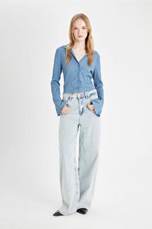 DeFacto Coool Fitted Basic Düz Düğmeli Uzun Kollu Crop Gömlek A0012AX24AUBE458