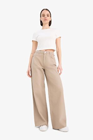 DeFacto Wide Leg Gabardin Pantolon Geniş Paça Normal Bel Standart Boy Cepli E4381AX25SPBG644