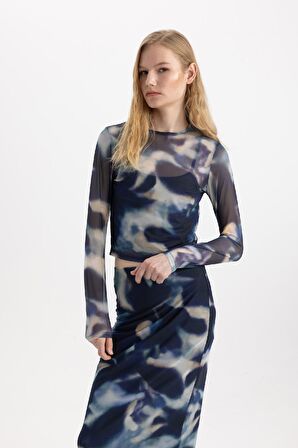DeFacto Slim Fit Dar Kesim Bisiklet Yaka Desenli Tül Uzun Kollu Bluz C5447AX24SPBE181