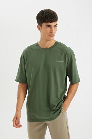 DeFacto Oversize Fit Bisiklet Yaka Sırt Baskılı Kısa Kollu Tişört D2587AX24AUKH493