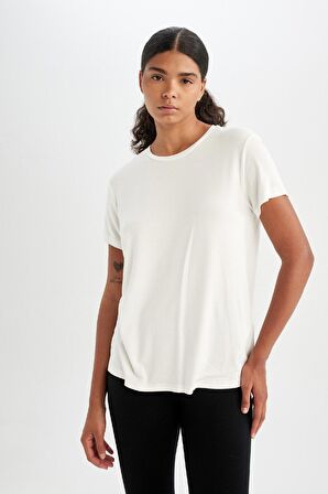 DeFactoFit Standart Fit Bisiklet Yaka Sporcu Basic Düz Kısa Kollu Tişört D1904AX24AUER105