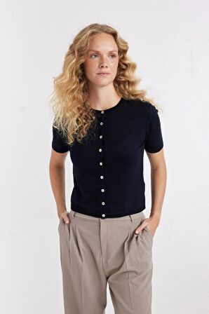 DeFacto Regular Fit Bisiklet Yaka Basic Düz Düğmeli Kısa Kollu Siyah Triko Hırka D4643AX24AUNV131