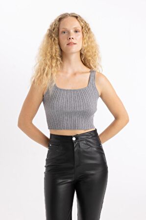 DeFacto Slim Fit Dar Kesim Kare Yaka Triko Atlet U6412AZ24AUGR210