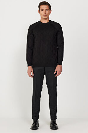 Erkek Siyah Standart Fit Normal Kesim Bisiklet Yaka Jakarlı Triko Kazak