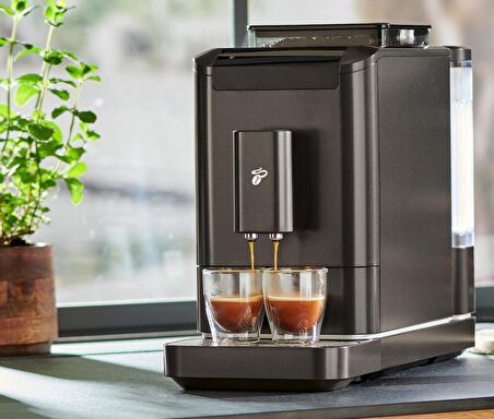 TCHIBO Esperto2 Caffe Tam Otomatik Öğütücülü Kahve Makinesi Granit Siyah