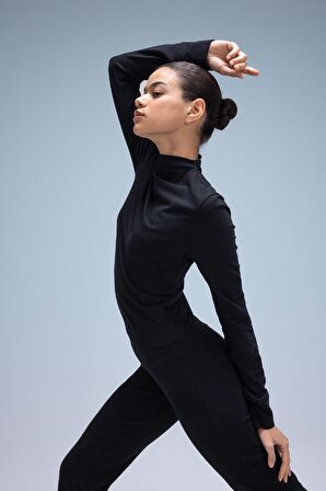 DeFactoFit Slim Fit Dik Yaka Uzun Kollu Tişört C5274AX24SPBK81