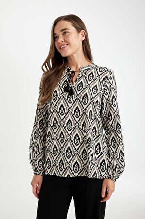 DeFacto Regular Fit Apaş Yaka Desenli Uzun Kollu Bluz D3752AX24AUER105