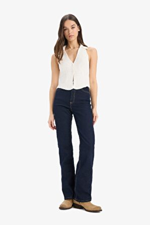 DeFacto Coool Slim Fit Dar Kesim Düğmeli Triko Yelek	 D3584AX25SPER222