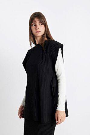DeFacto Regular Fit Bisiklet Yaka Süveter Y1323AZ24AUBK81