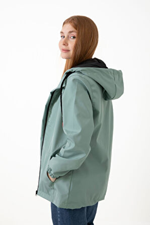 Kadın Astarlı Su Geçirmez Ve Rüzgara Dayanıklı Kapüşonlu Cepli Yağmurluk - Rüzgarlık