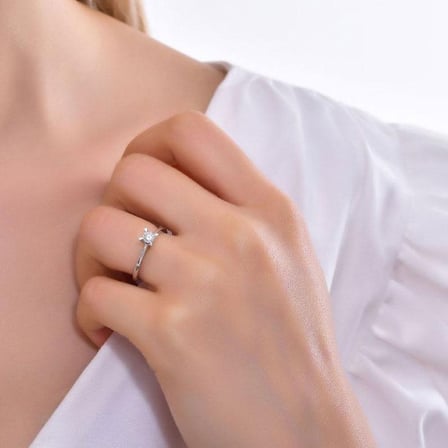 0,41Ct Pırlanta Tektaş Yüzük - 14K