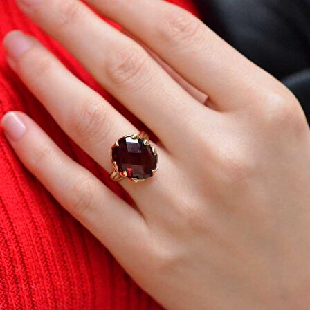 14 Ayar Altın Kırmızı Taşlı Yüzük