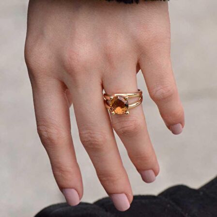 14 Ayar Altın Renkli Taşlı Yüzük