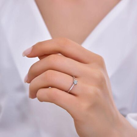 0.24ct Pırlanta Tektaş Yüzük - 18k