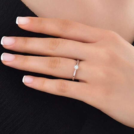 Pırlanta Altılı Pençe Tırnak Tektaş Yüzük