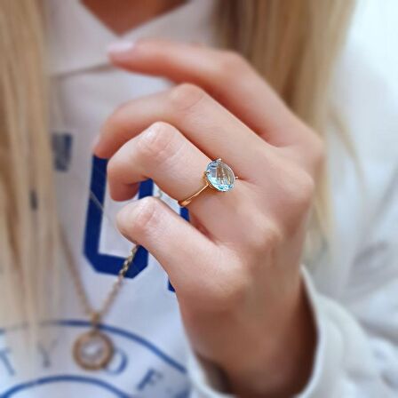 14k Altın Mavi Topaz Taşlı Yüzük