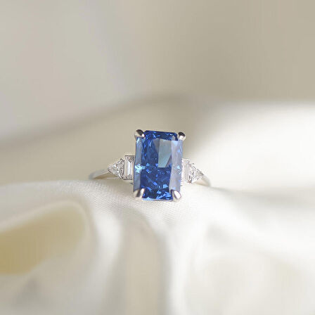 14k Altın Mavi Radyant Yüzük