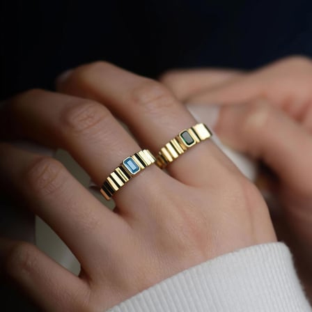 Turkuaz Renkli Baget Taşlı Yüzük 14k Altın