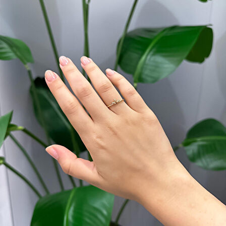 14k Altın Minimal Lotus Yüzük