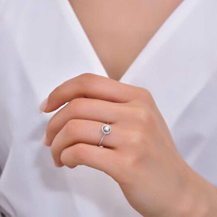 14k Altın Star Light Tektaş Yüzük