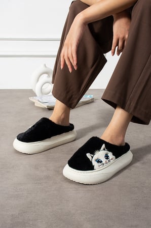 Poppy Berlin Kadın Figürü Sevimli Pijama Kedi Desen Peluşlu Hafif Kaymaz Eva Taban Kışlık Terlik