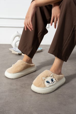 Poppy Berlin Kadın Figürü Sevimli Pijama Kedi Desen Peluşlu Hafif Kaymaz Eva Taban Kışlık Terlik