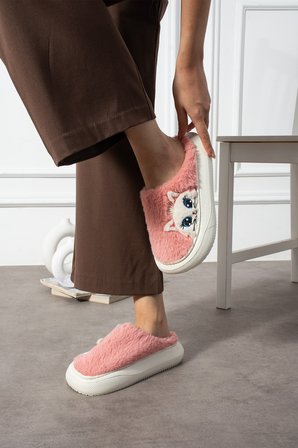 Poppy Berlin Kadın Figürü Sevimli Pijama Kedi Desen Peluşlu Hafif Kaymaz Eva Taban Kışlık Terlik