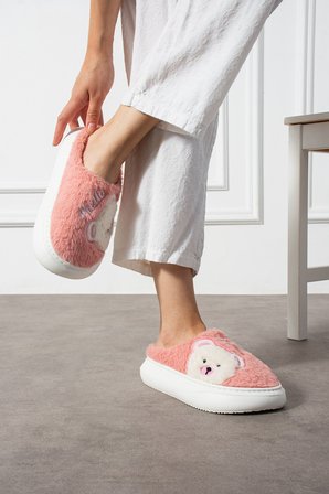 Poppy Paris Kadın Sevimli Ayıcık Figürü Desen Peluşlu Hafif Kaymaz Eva Taban Kışlık Terlik