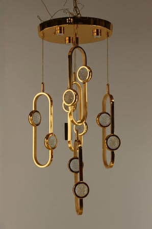 Elegant Gold Dikey Çember Formu 3 Renk Ledli Cam Toplu Modern Avize
