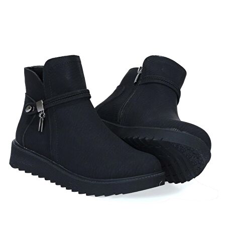 Kapital Siyah Kadın Bot