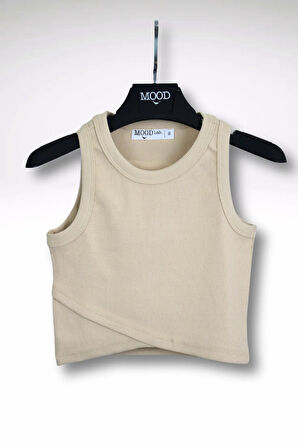 Bej Rengi Kolsuz Crop Kruvaze Detaylı Fitilli Top Atlet Tişört