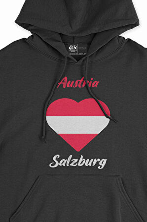 Salzburg Avusturya Bayraklı Kalpli Siyah Sweatshirt Hoodie