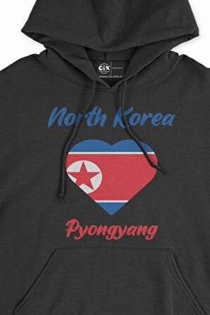 Pyongyang Kuzey Kore Bayraklı Kalpli Siyah Sweatshirt Hoodie