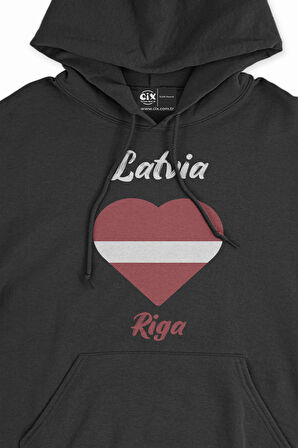 Riga Letonya Bayraklı Kalpli Siyah Sweatshirt Hoodie